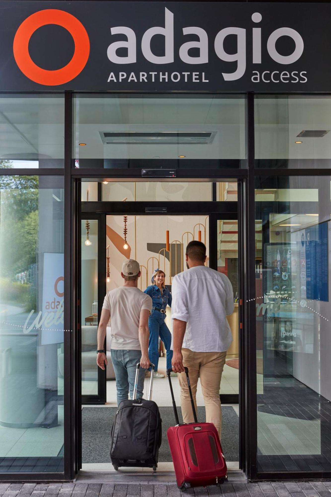 Adagio Access Brussels Delta Aparthotel Auderghem Ngoại thất bức ảnh